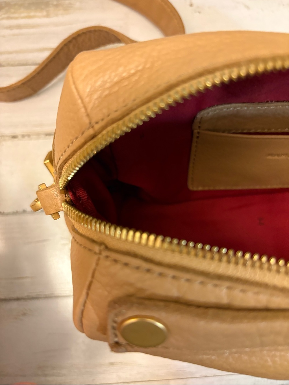 Hammitt Evan Small Crossbody-Toast Tan Leather Brushed Gold Rivets-Pristine - Picture 11 of 16